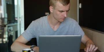Don't Get Scammed: Spotting and Avoiding Fake Job Opportunities Online - Cover Image