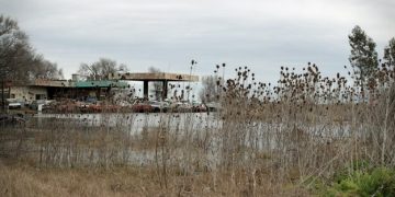 Emergency Response: Federal Aid for Disaster-Hit US Areas - Cover Image