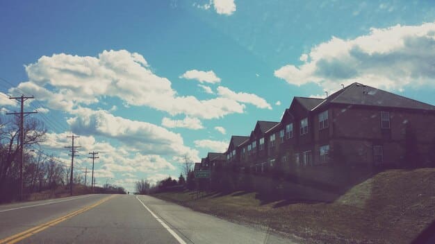 Rising Interest Rates Impact on US Housing Market: Expert Analysis